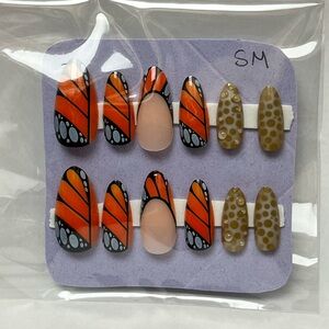 Butterfly Wing Press on Nails Small